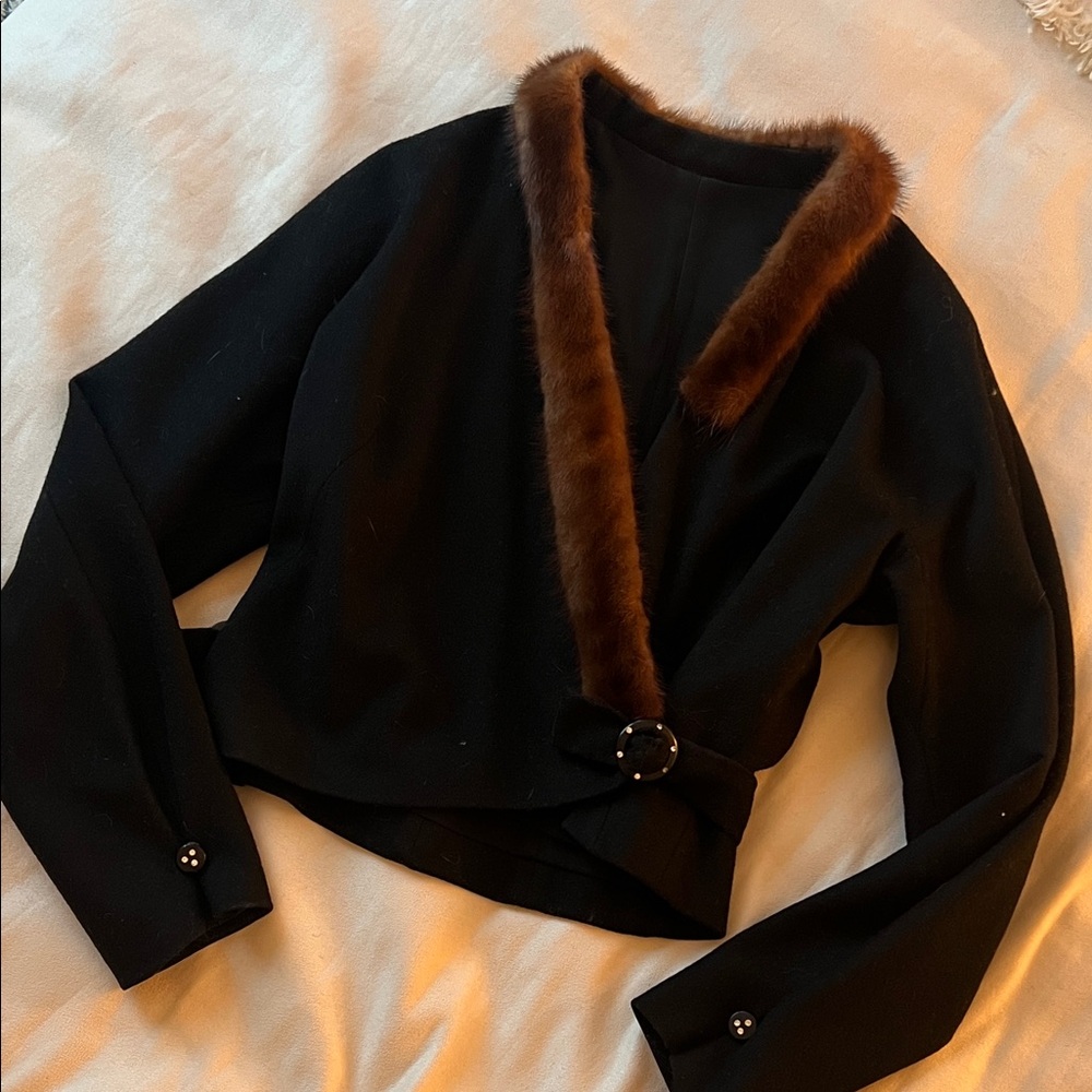1950s/1960s Elegant Black Jacket with Mink Fur Trim